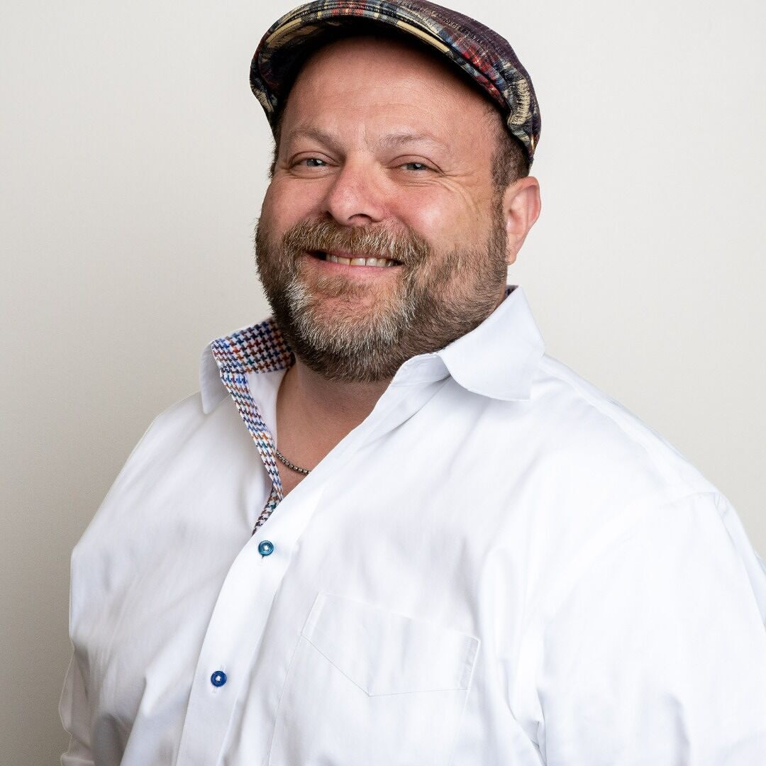 David Mosberg — Co-Facilitator • Operations & Cash Strategy